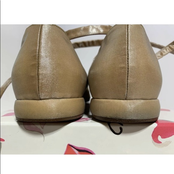 CHANEL Black Gold Satin Cap Toe Lace up Flat SZ 39 - Picture 8 of 8